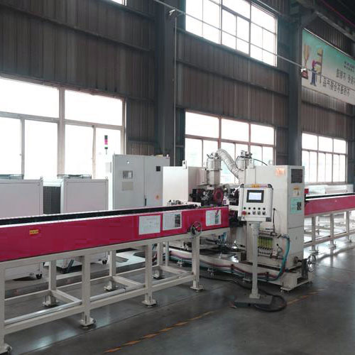 風(fēng)扇網(wǎng)罩熱沖壓機(jī)械手應(yīng)用